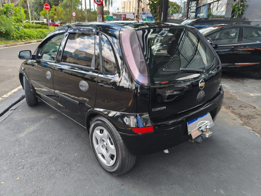 CHEVROLET Corsa Hatch - Foto