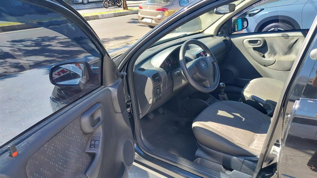 CHEVROLET Corsa Hatch - Foto