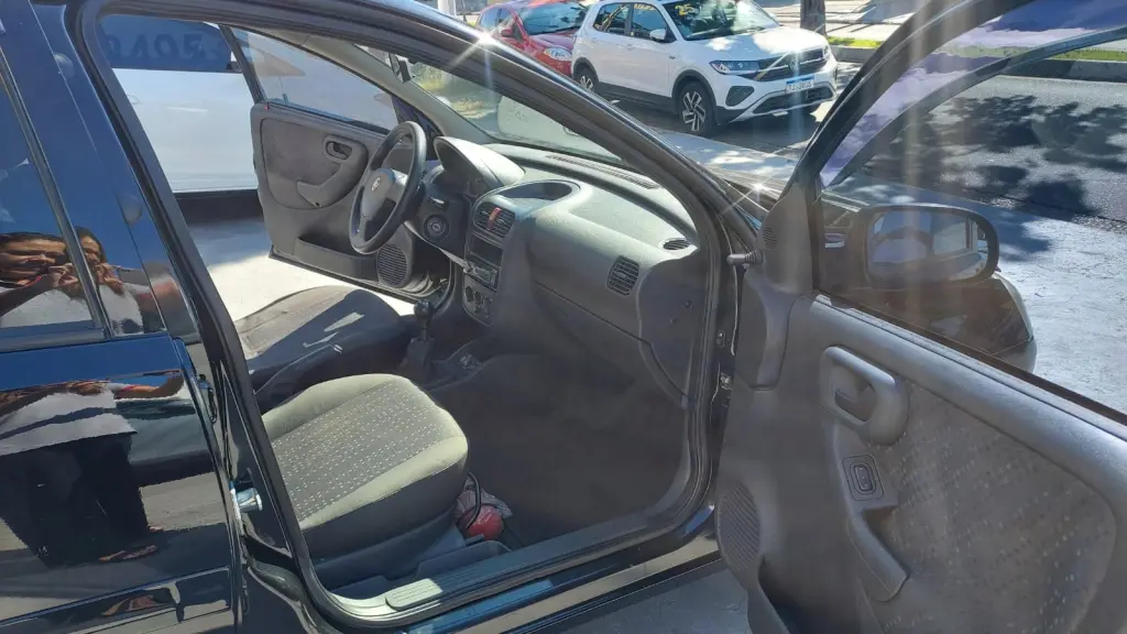 CHEVROLET Corsa Hatch - Foto