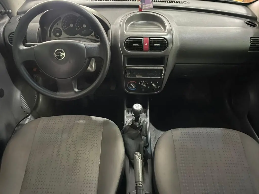 CHEVROLET Corsa Hatch - Foto