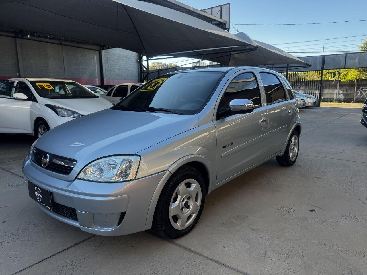 CHEVROLET Corsa Hatch - Foto
