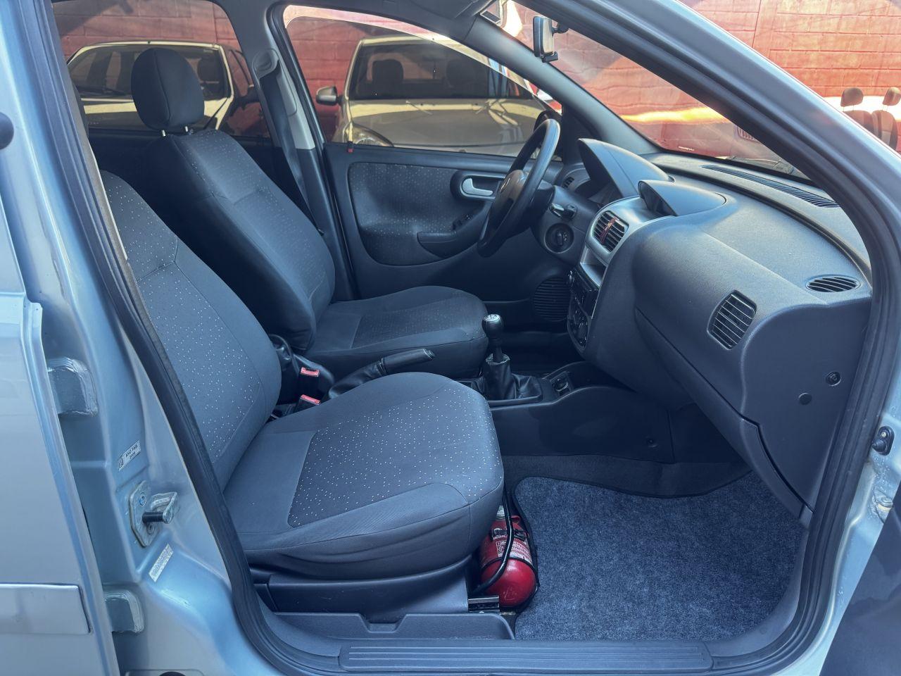 CHEVROLET Corsa Hatch - Foto