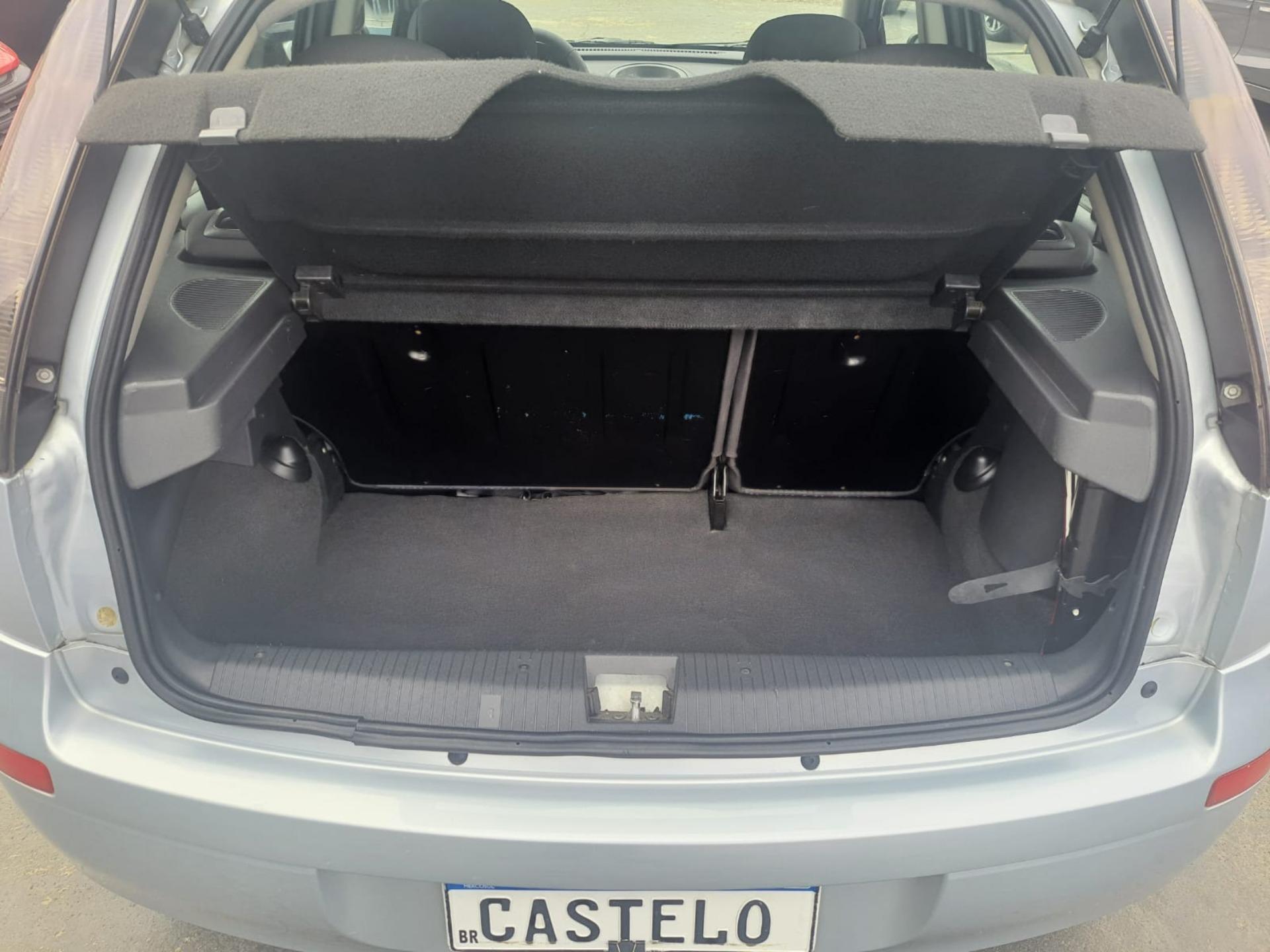 CHEVROLET Corsa Hatch - Foto