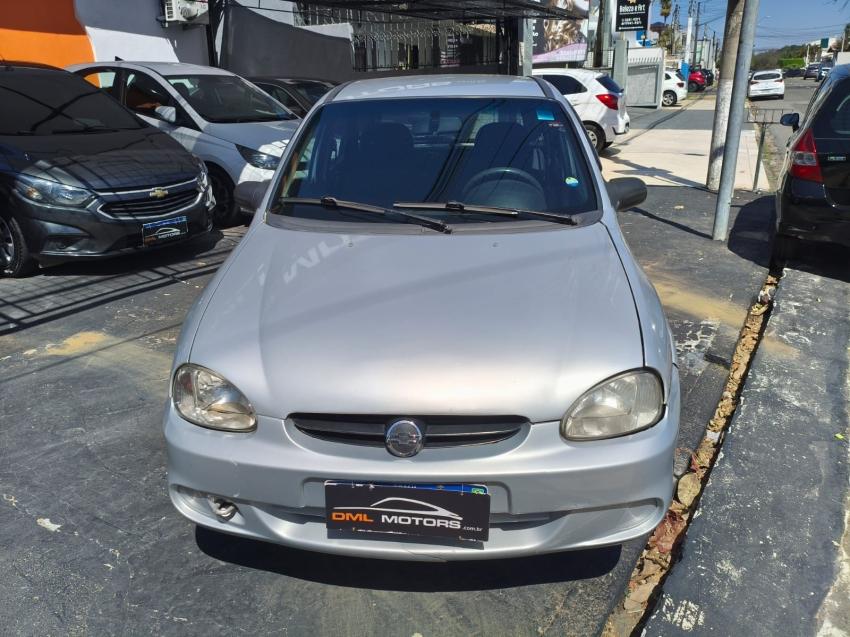 CHEVROLET Corsa Hatch - Foto