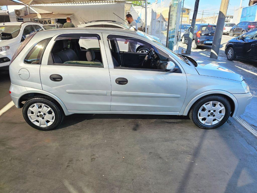 CHEVROLET Corsa Hatch - Foto