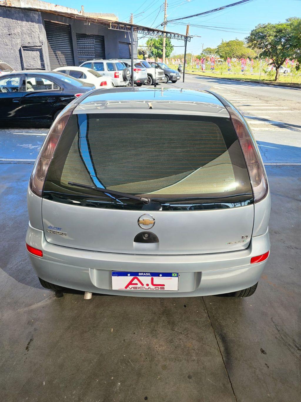 CHEVROLET Corsa Hatch - Foto