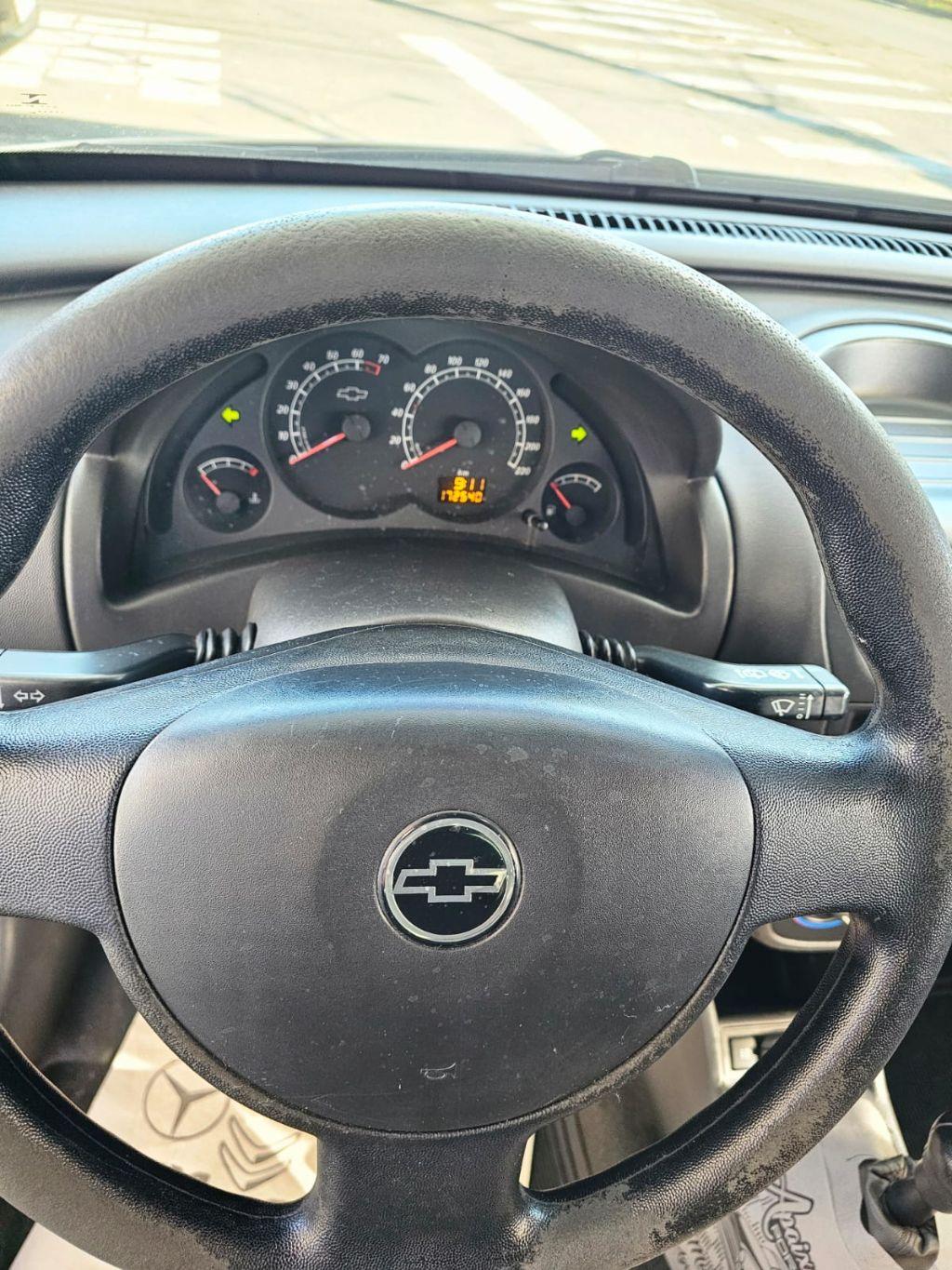 CHEVROLET Corsa Hatch - Foto