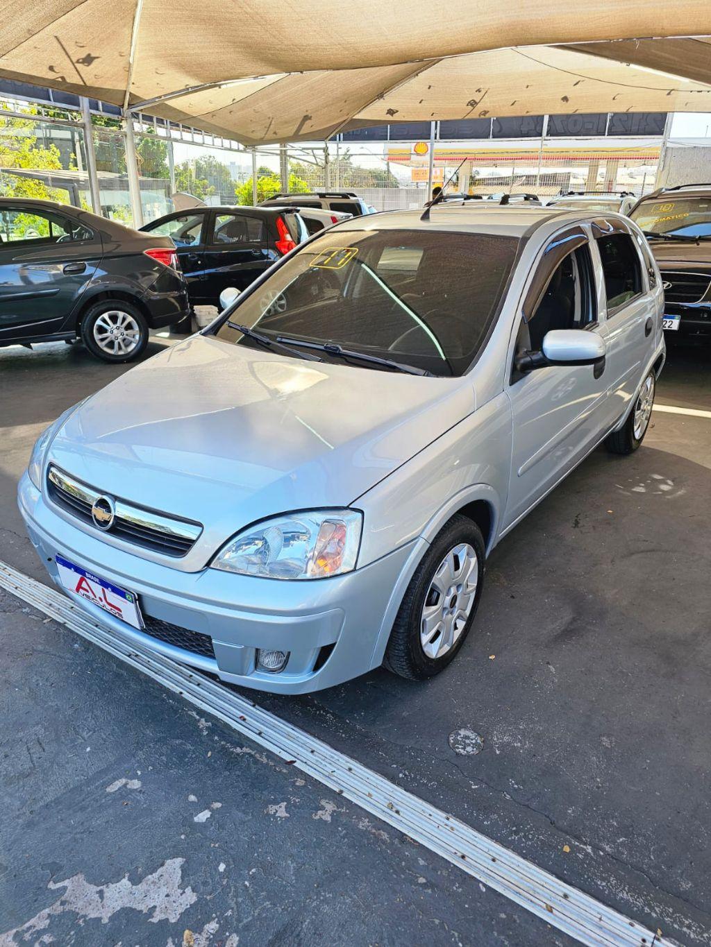 CHEVROLET Corsa Hatch - Foto