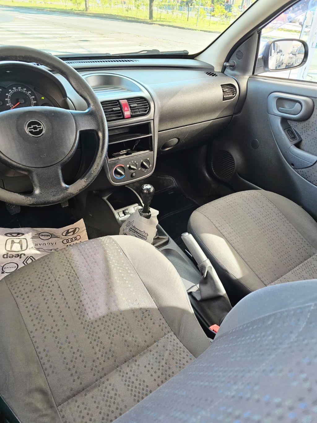 CHEVROLET Corsa Hatch - Foto