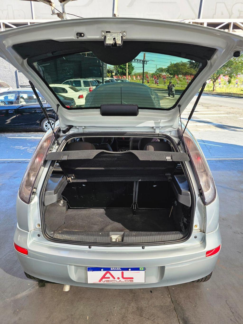 CHEVROLET Corsa Hatch - Foto