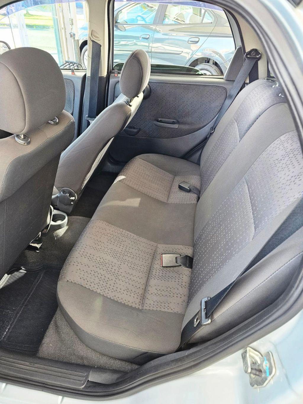 CHEVROLET Corsa Hatch - Foto