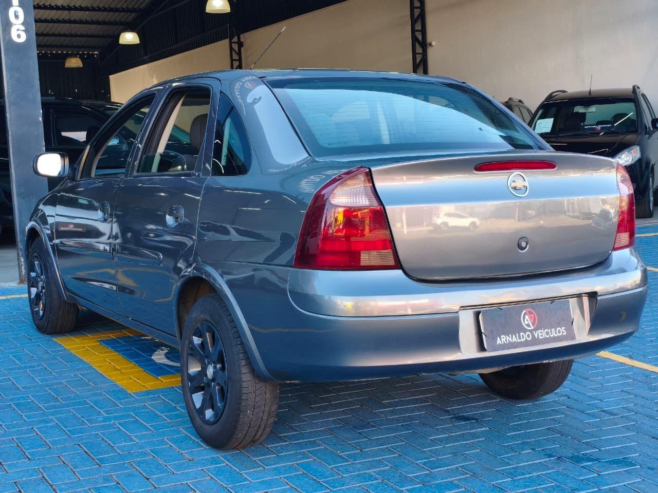 CHEVROLET Corsa Sedan - Foto