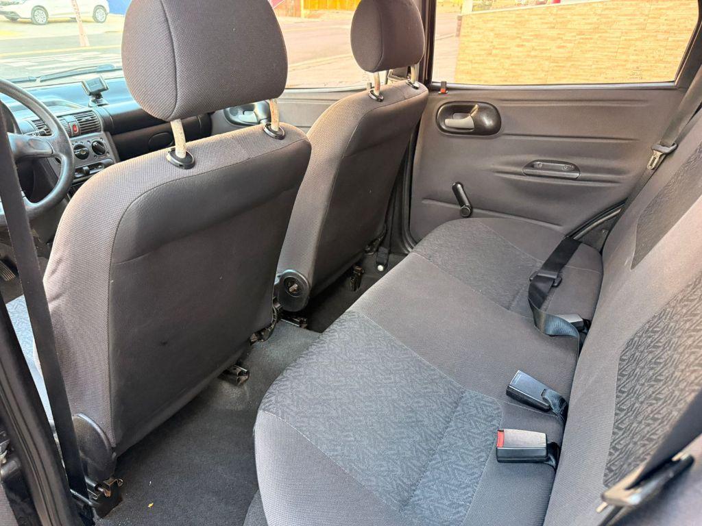 CHEVROLET Corsa Sedan - Foto