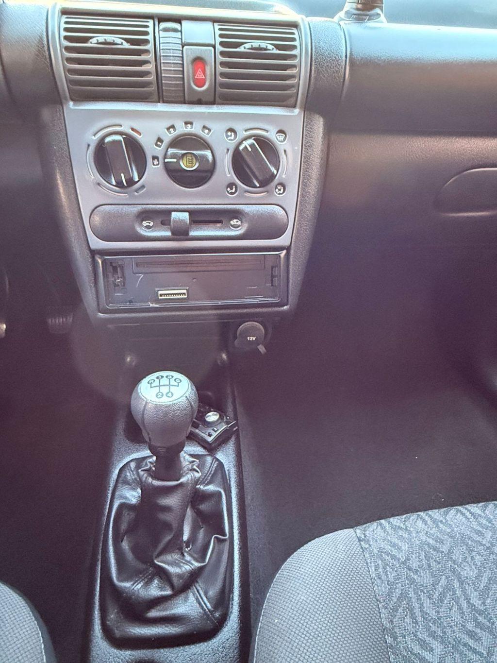 CHEVROLET Corsa Sedan - Foto