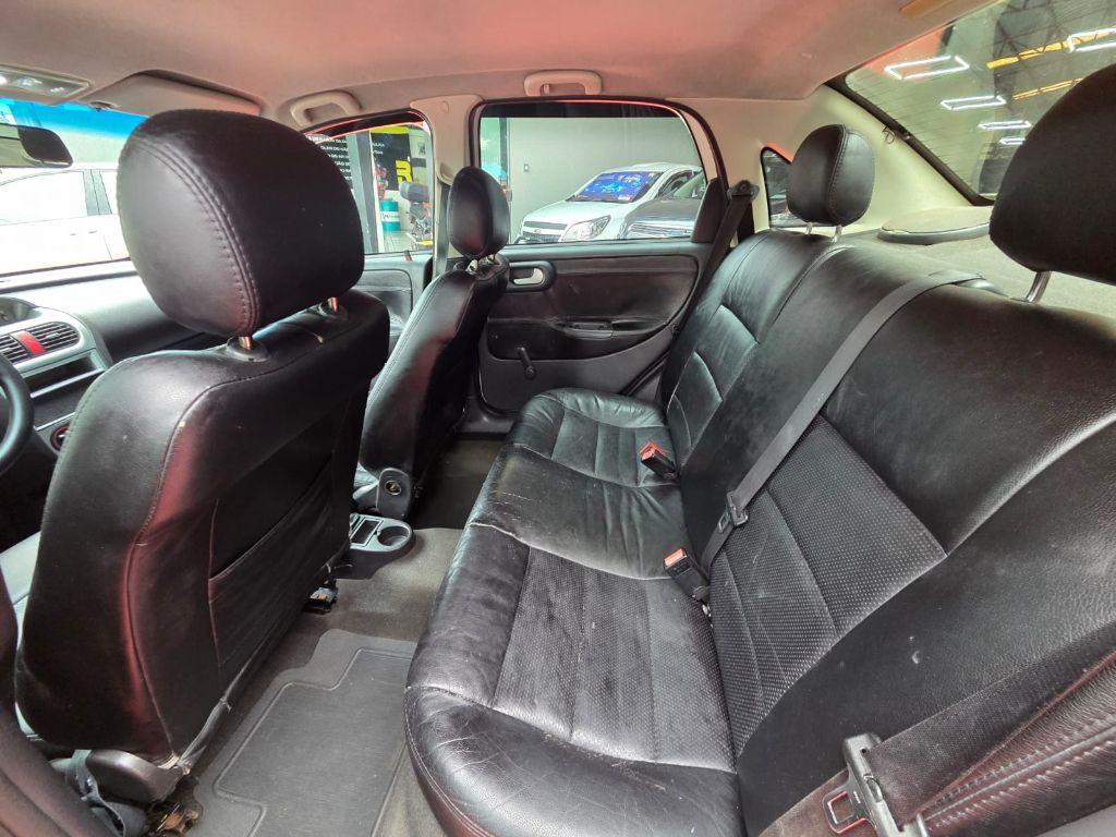 CHEVROLET Corsa Sedan - Foto