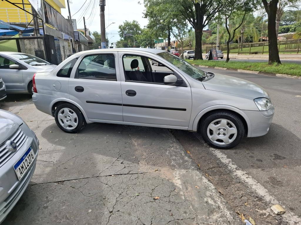 CHEVROLET Corsa Sedan - Foto