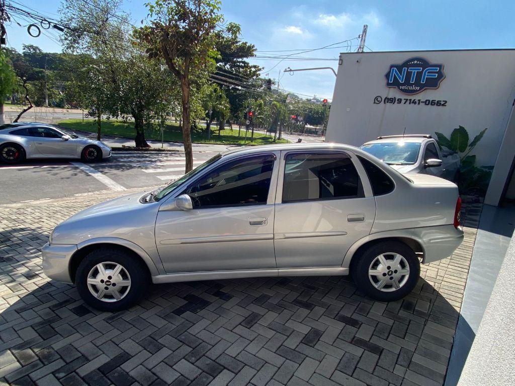 CHEVROLET Corsa Sedan - Foto