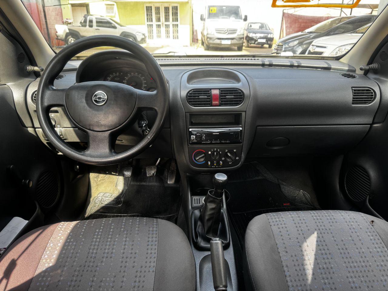 CHEVROLET Corsa Sedan - Foto