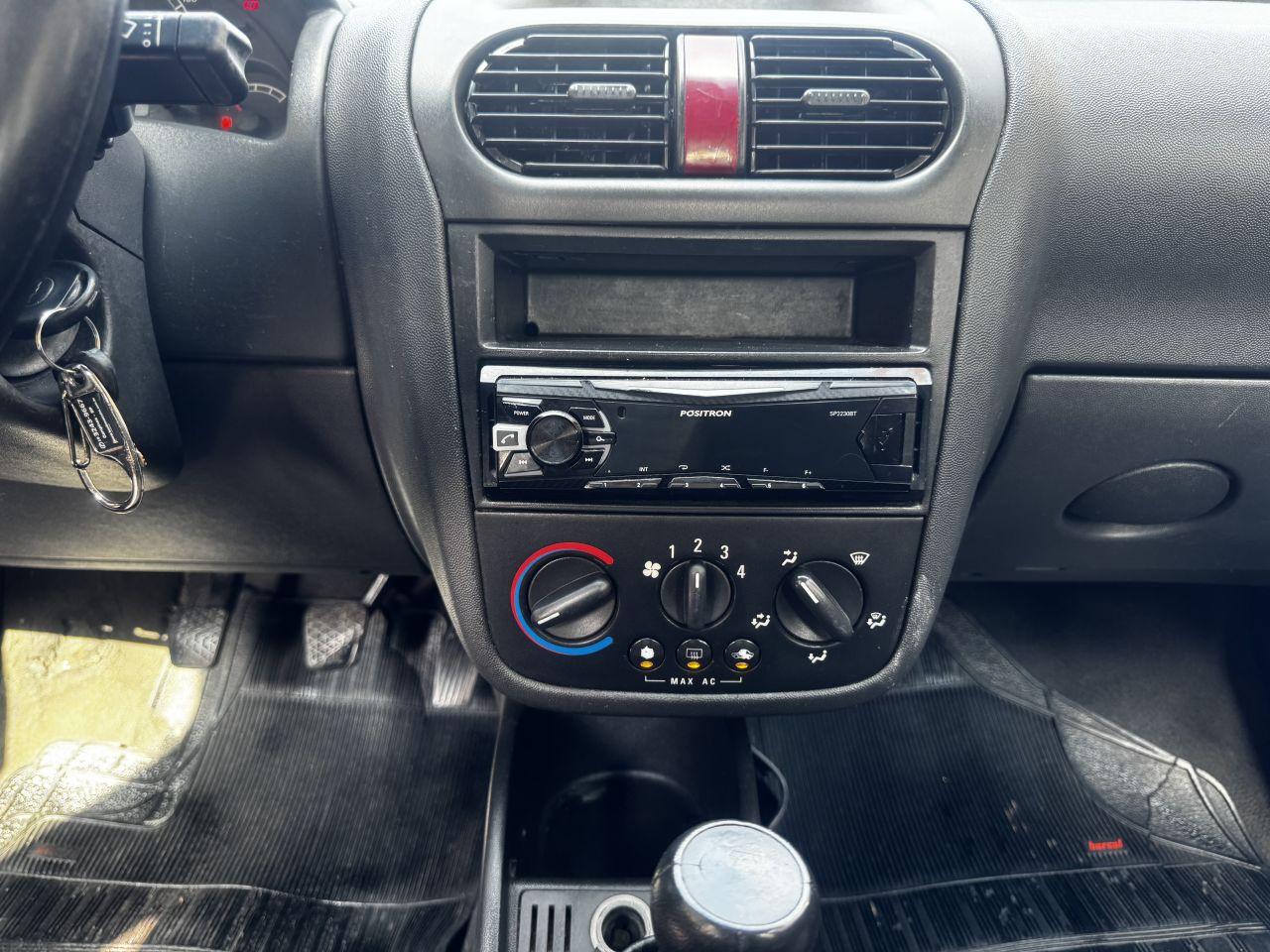 CHEVROLET Corsa Sedan - Foto
