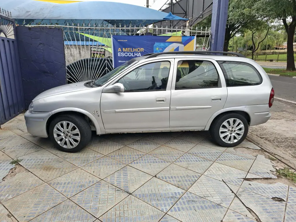 CHEVROLET Corsa Wagon - Foto