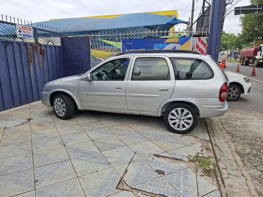 CHEVROLET Corsa Wagon - Foto