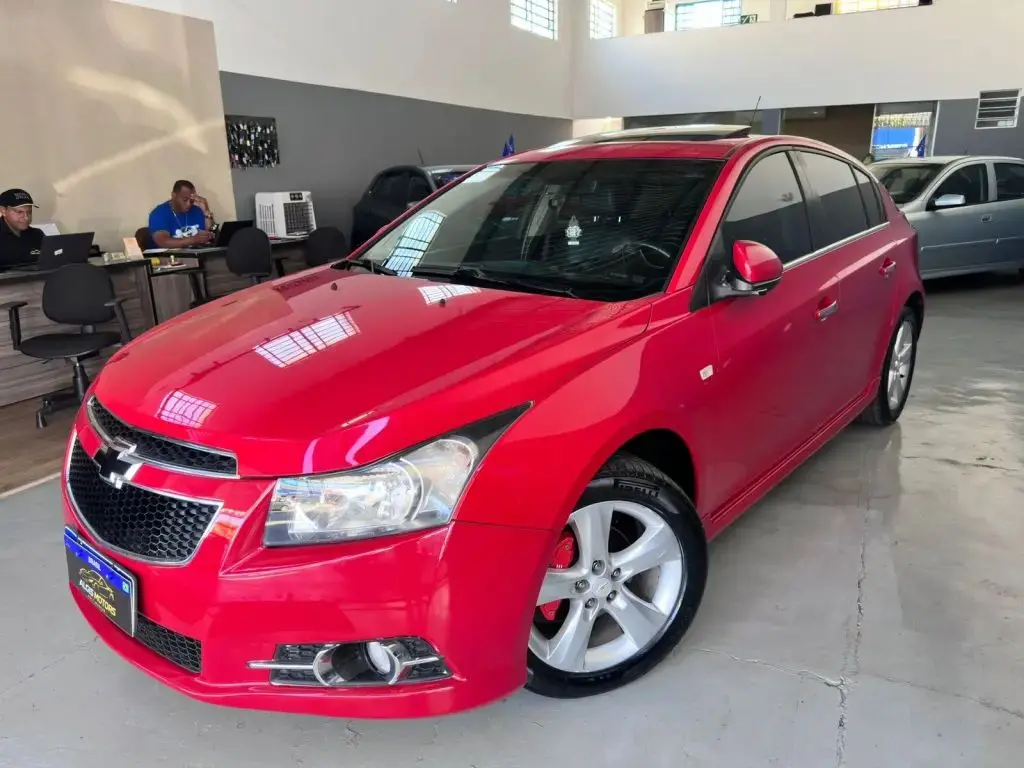 CHEVROLET Cruze Hatch - Foto