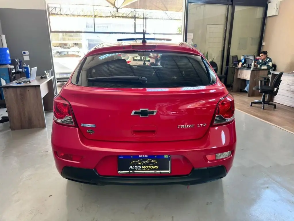 CHEVROLET Cruze Hatch - Foto