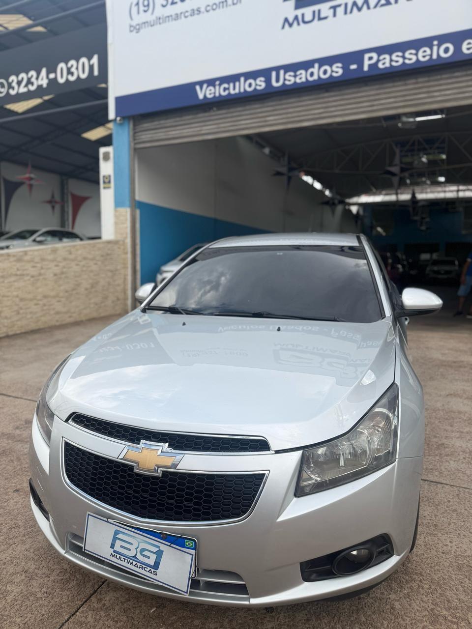 CHEVROLET Cruze Sedan - Miniatura