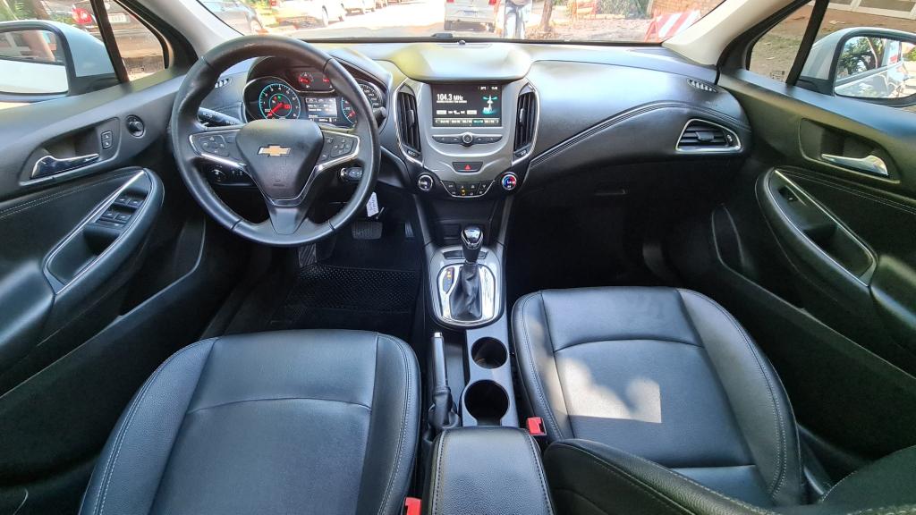 CHEVROLET Cruze Sedan - Foto
