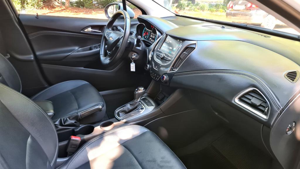 CHEVROLET Cruze Sedan - Foto