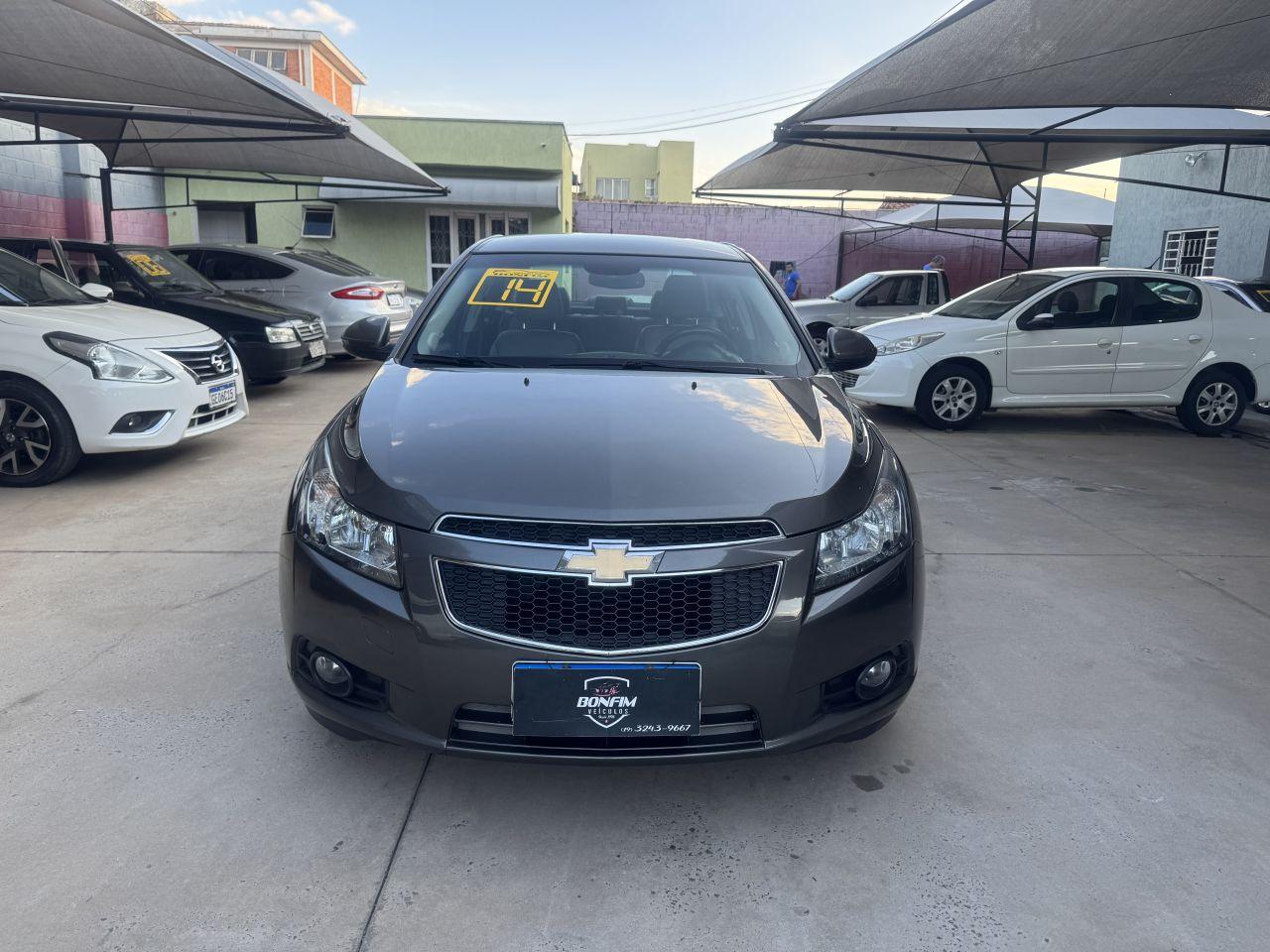 CHEVROLET Cruze Sedan - Foto