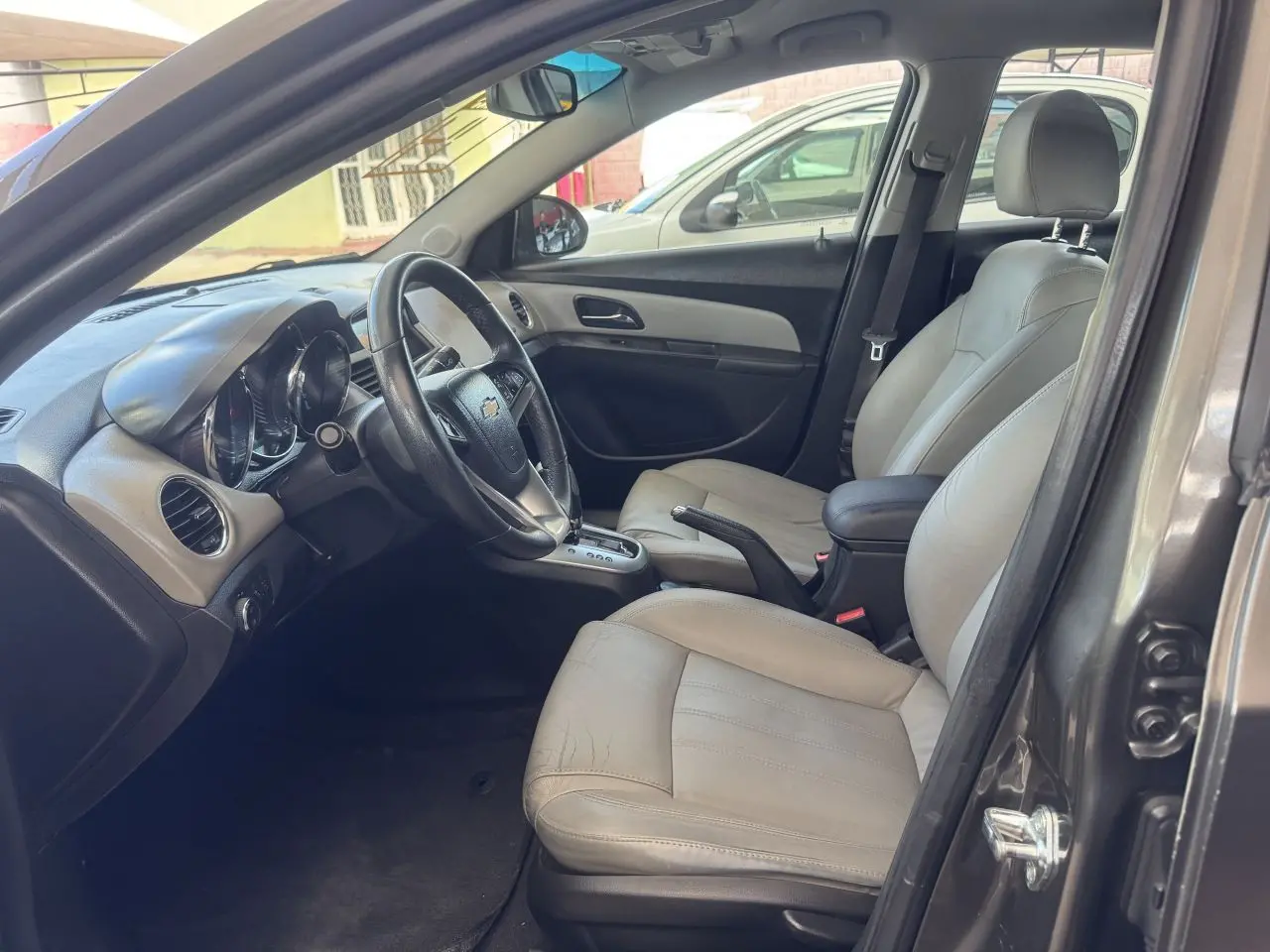 CHEVROLET Cruze Sedan - Foto