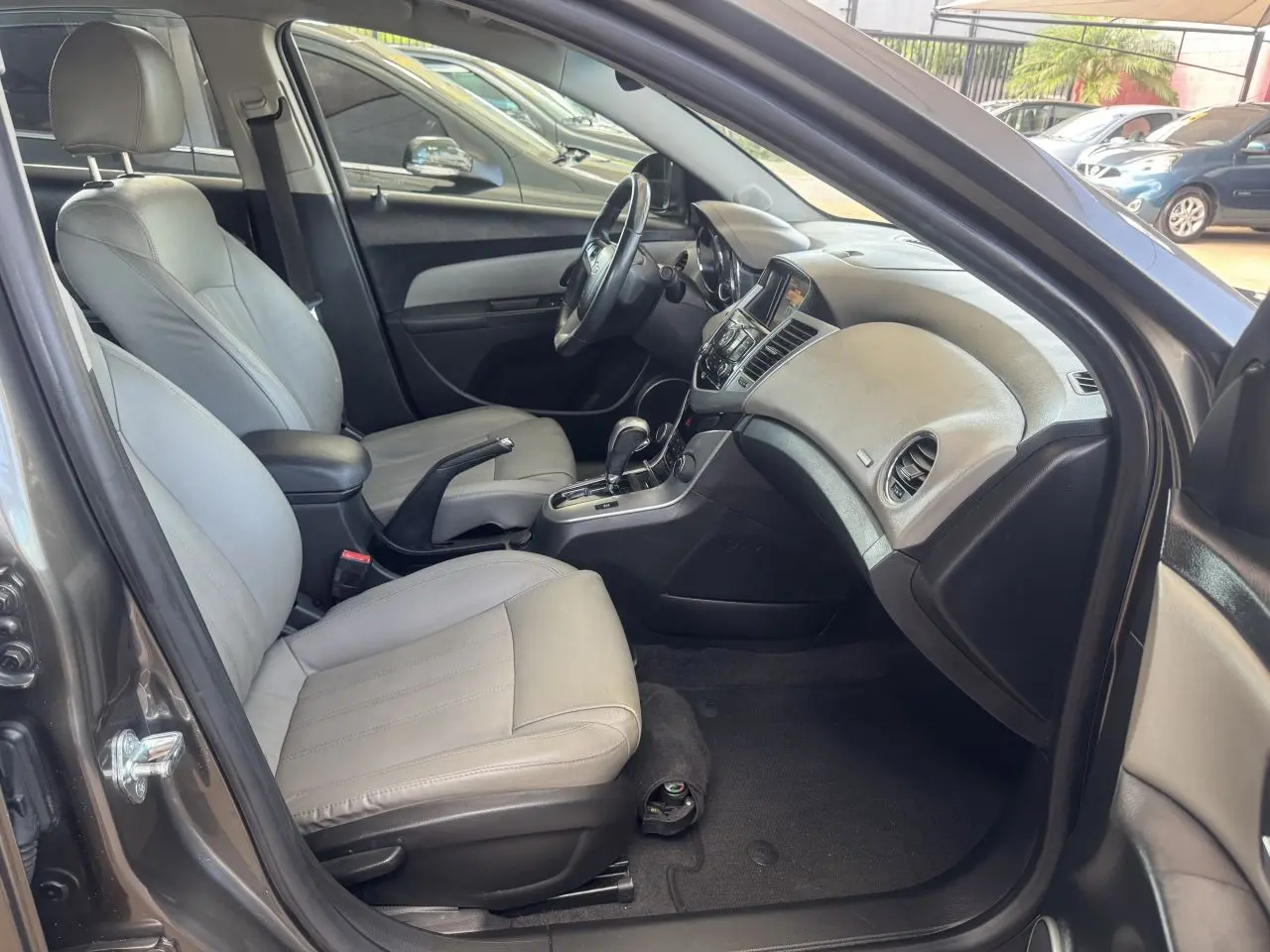 CHEVROLET Cruze Sedan - Foto