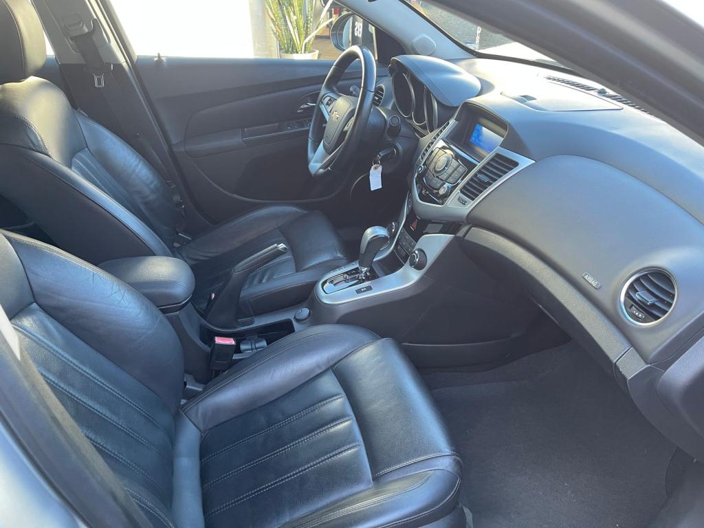CHEVROLET Cruze Sedan - Foto