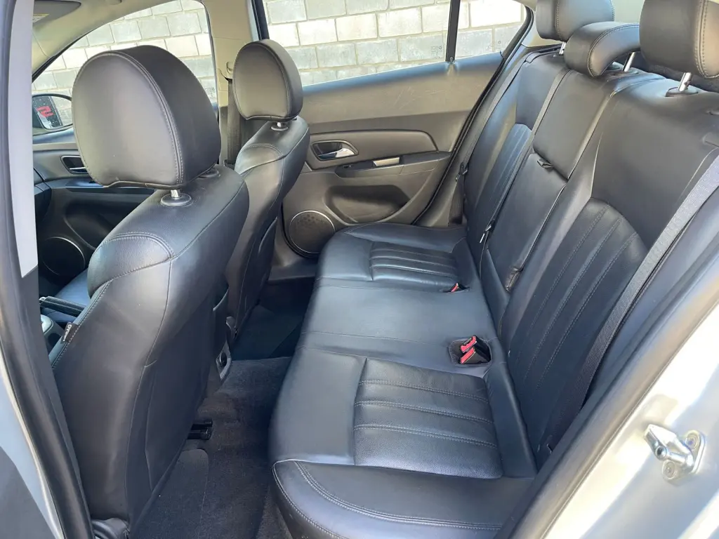 CHEVROLET Cruze Sedan - Foto