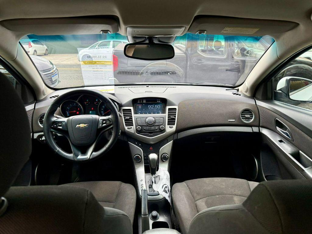 CHEVROLET Cruze Sedan - Foto