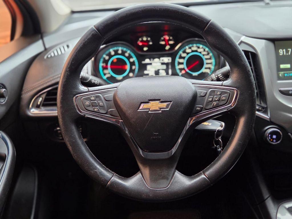 CHEVROLET Cruze Sedan - Foto