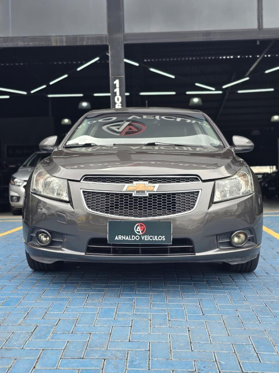 CHEVROLET Cruze Sedan - Foto