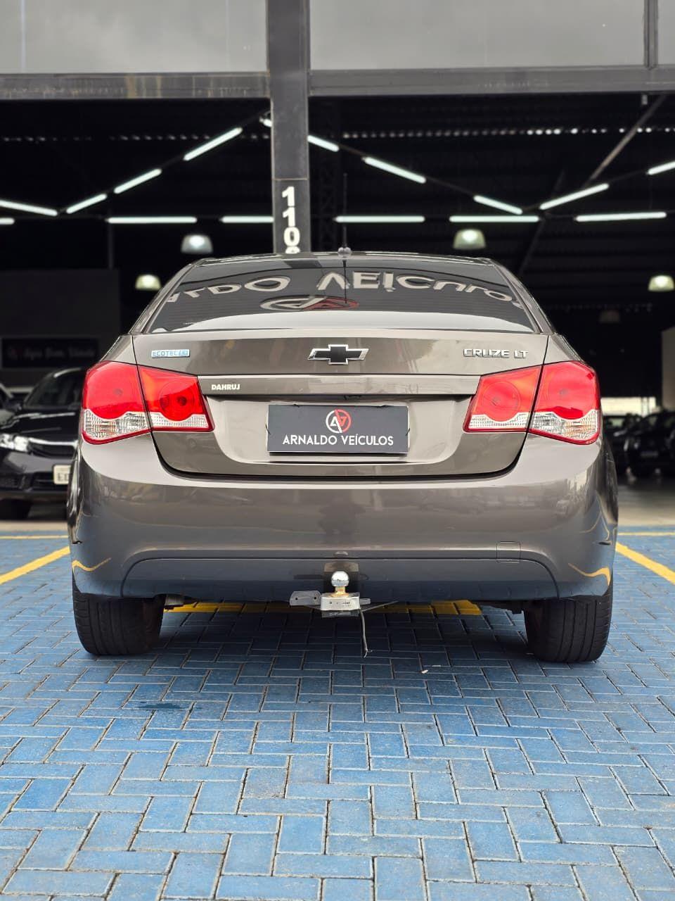 CHEVROLET Cruze Sedan - Foto