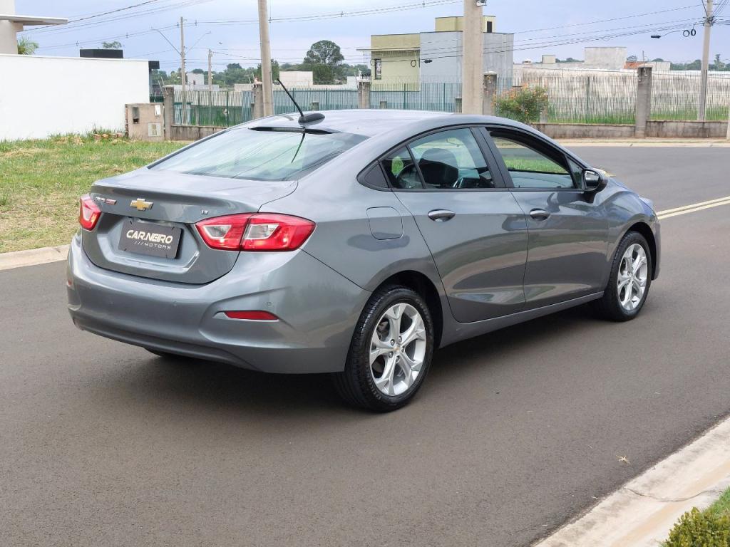 CHEVROLET Cruze Sedan - Foto
