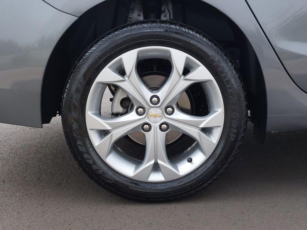 CHEVROLET Cruze Sedan - Foto