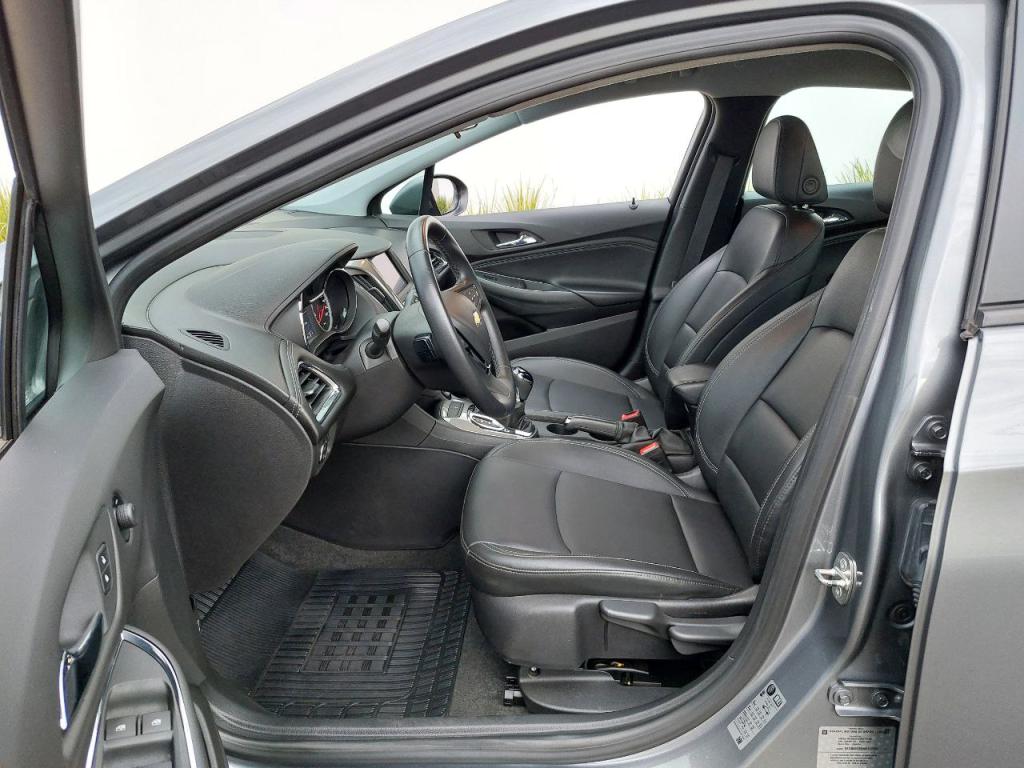CHEVROLET Cruze Sedan - Foto