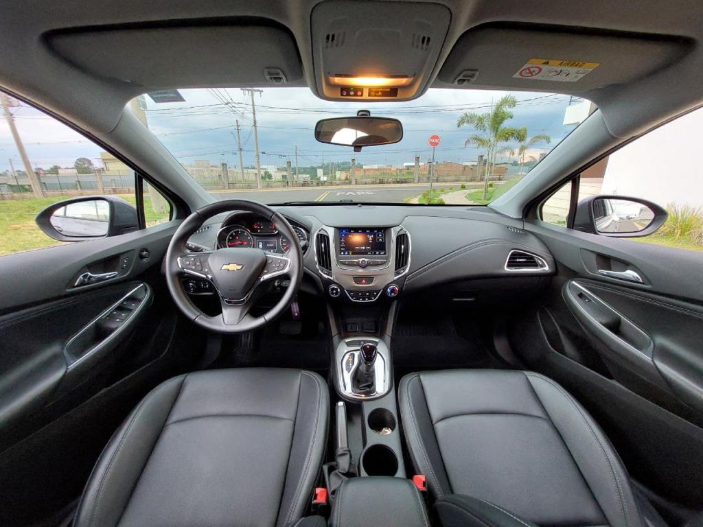 CHEVROLET Cruze Sedan - Foto