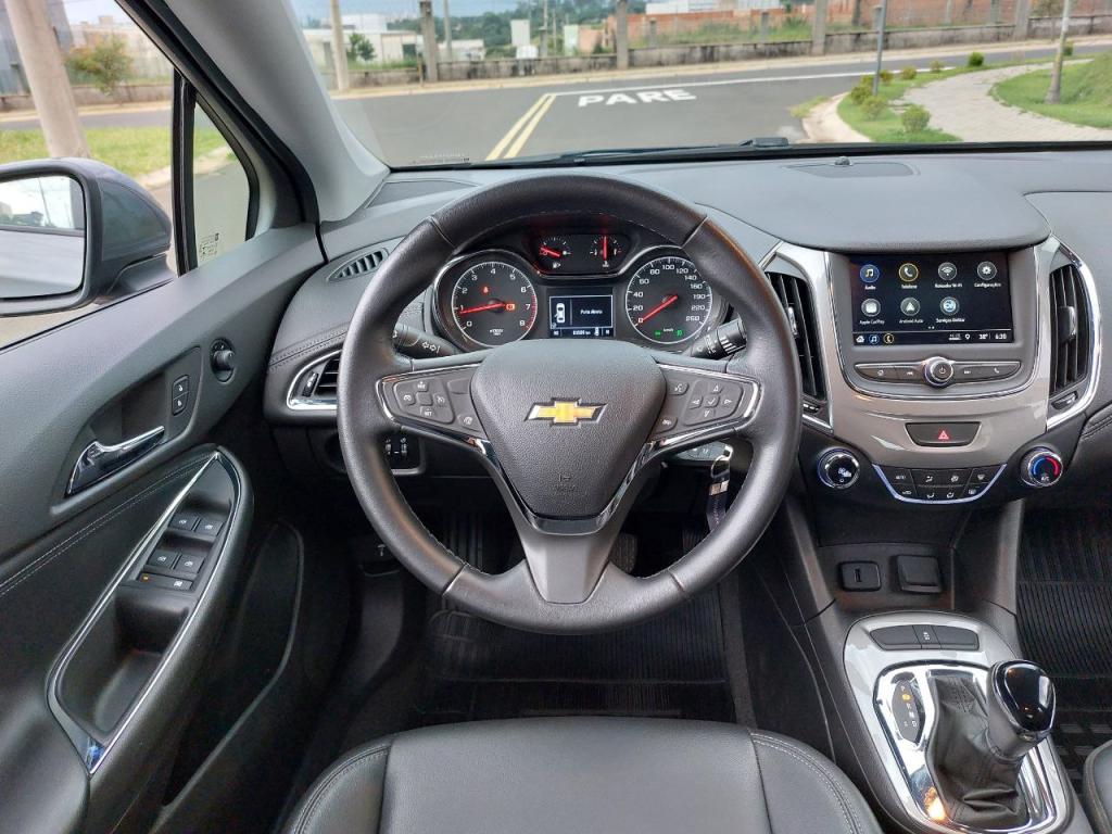 CHEVROLET Cruze Sedan - Foto