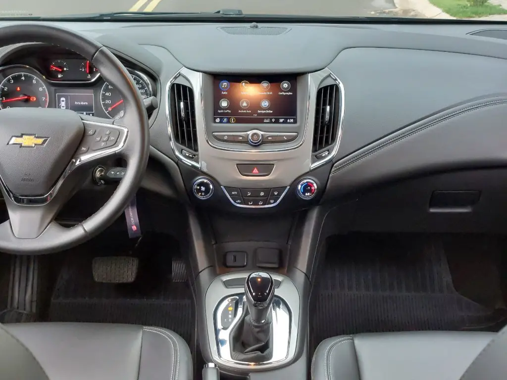 CHEVROLET Cruze Sedan - Foto