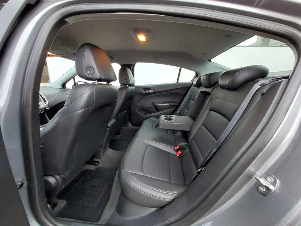 CHEVROLET Cruze Sedan - Foto