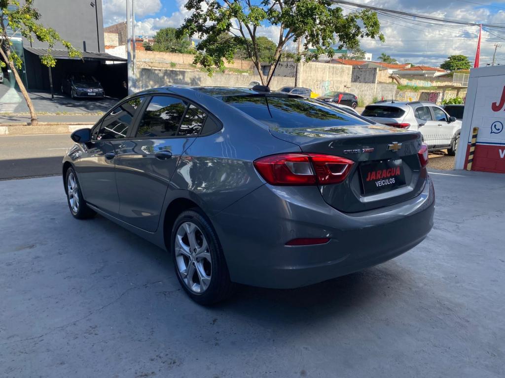 CHEVROLET Cruze Sedan - Foto