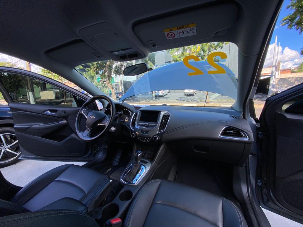 CHEVROLET Cruze Sedan - Foto
