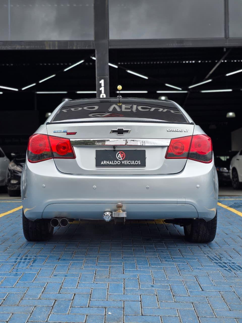 CHEVROLET Cruze Sedan - Foto