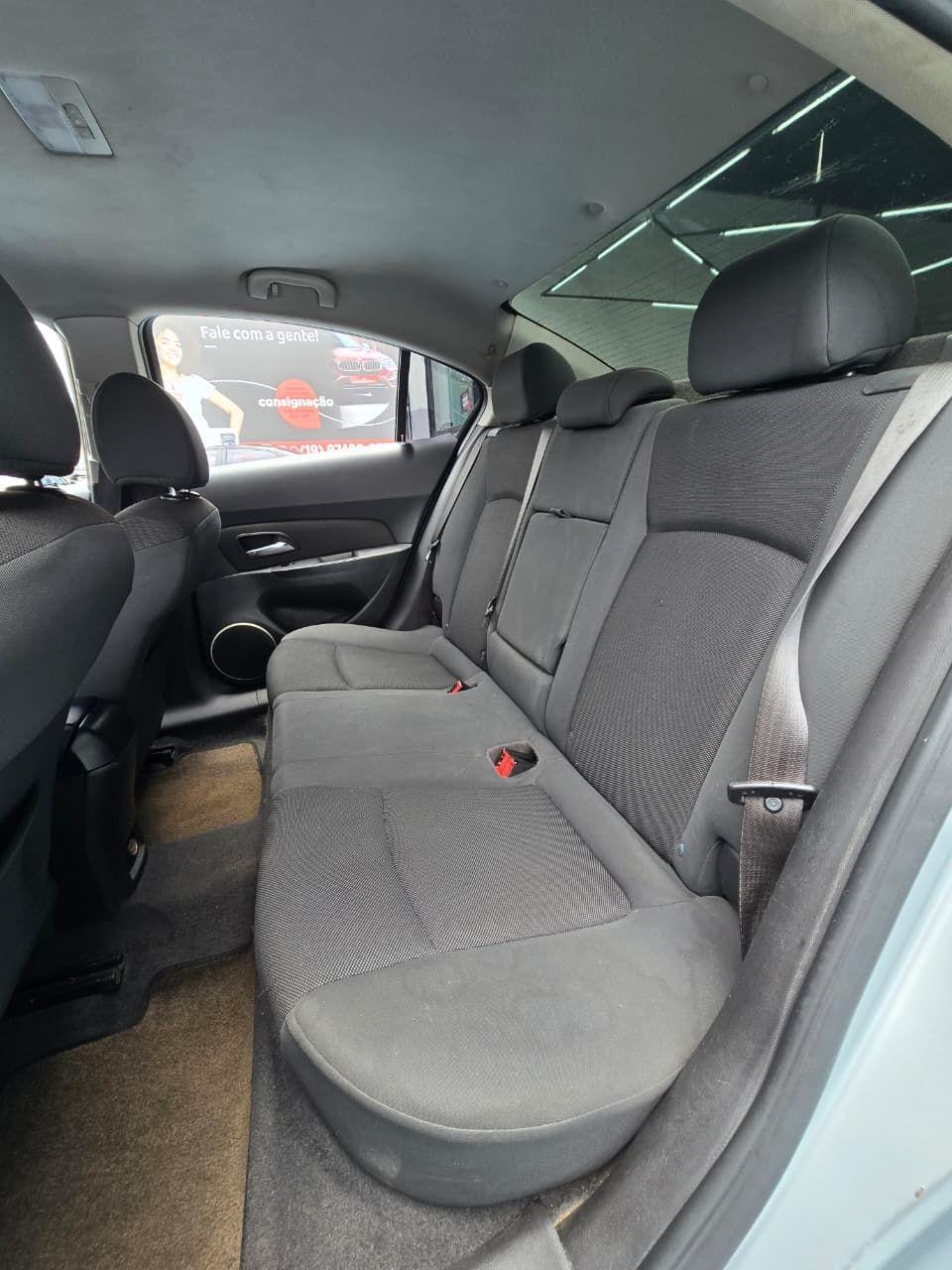 CHEVROLET Cruze Sedan - Foto